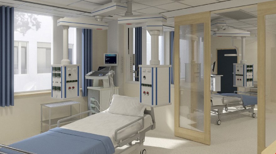 Intensivvårdsrum med medicinsk apparatur och fönster.